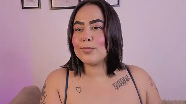 Pamela_tomas webcam