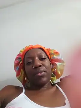 oliviaprettypussy webcam