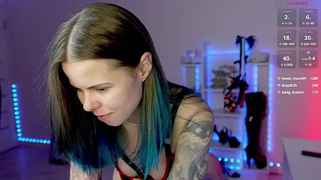 QueenAliceX webcam