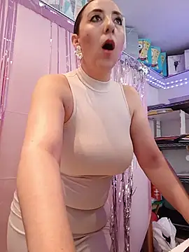 Mia_Novikov webcam