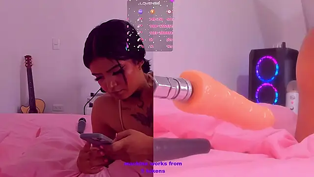 revy_blacck webcam
