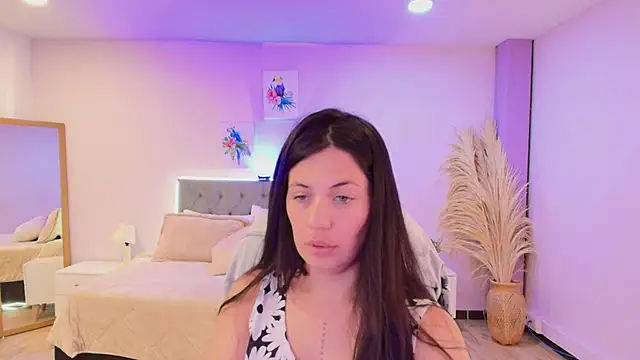 Emma_Brown_0 live cam on StripChat