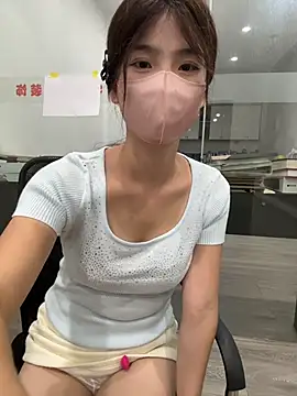 gougou13 webcam