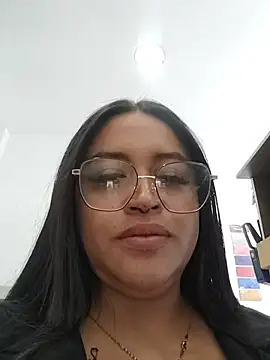 Mia_Risky-1 webcam