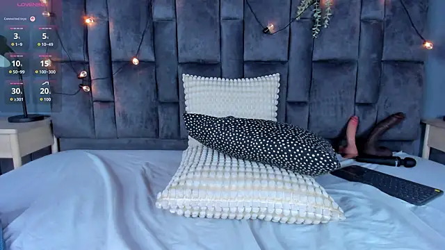 AnnieRouse__ webcam