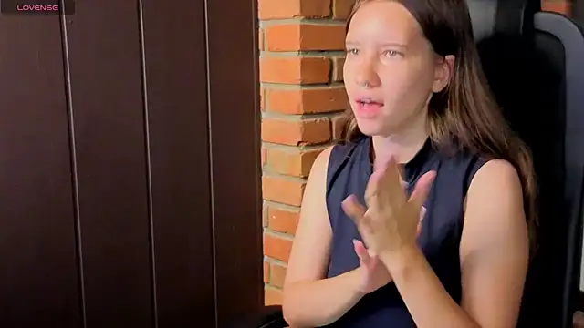 Molly_Miavka webcam