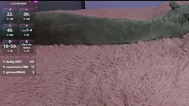 EmmyyK live cam on StripChat