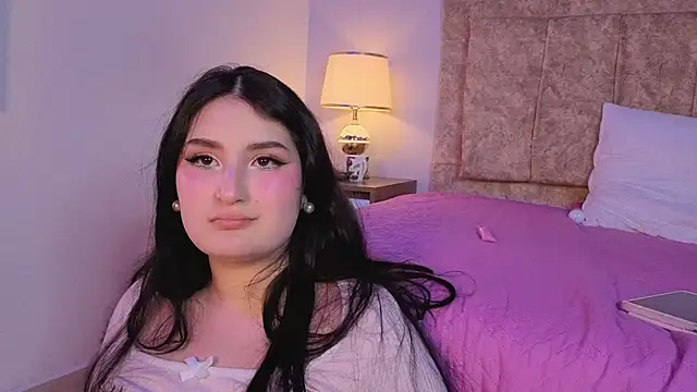 zoe_moon__ - Zoe_moon__'s free webcam - UK Sex Cams
