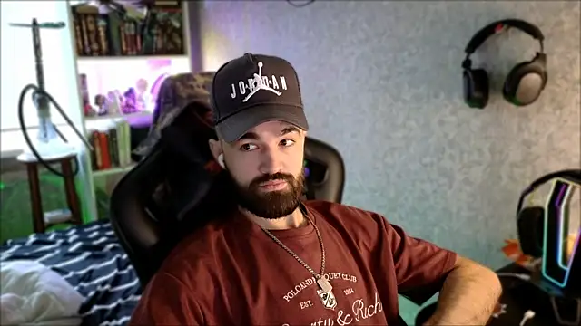 _Serious_Man webcam