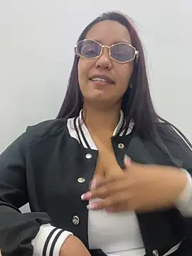 Sara-77 webcam