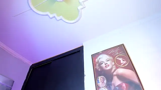 Ciara_HotTs webcam