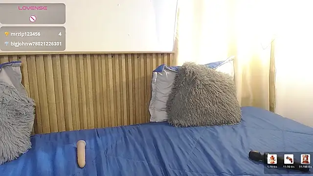 Violet_2003 webcam