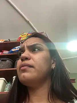 Sara-77 webcam