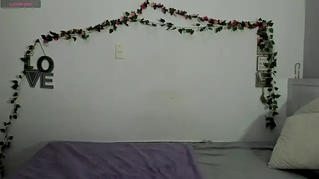 sofia-belle webcam