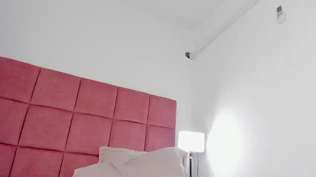 honeyannyy webcam