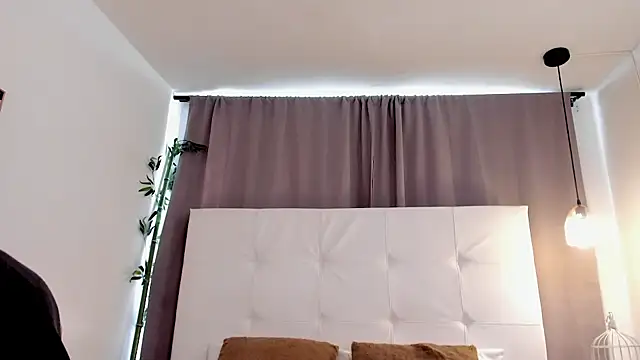 Alejo-and-Thiago webcam