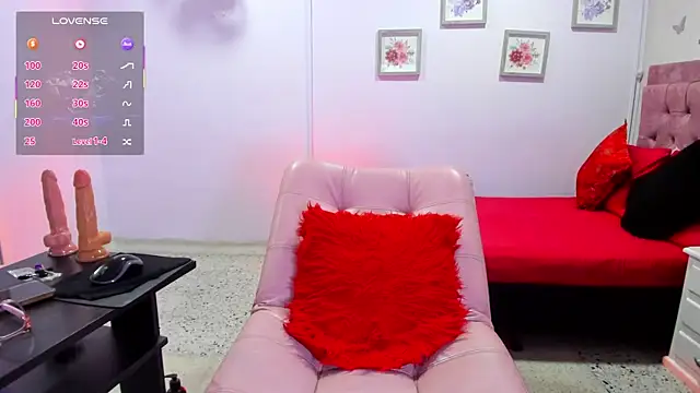 MilfMonica1 webcam