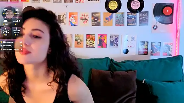 Maya_Rogerss webcam