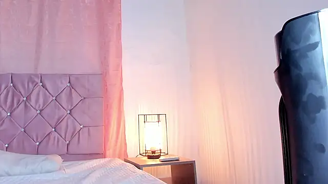 NaylaRosse webcam