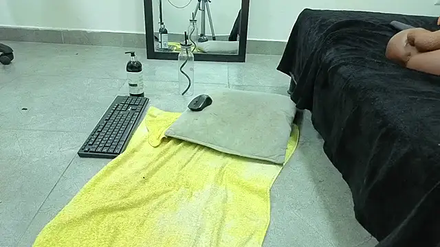 dafnnelewis webcam