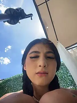 BadLilAngelXXX webcam