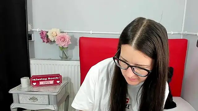 NadiaXlove webcam