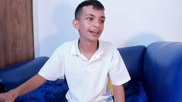 littlecum18 webcam