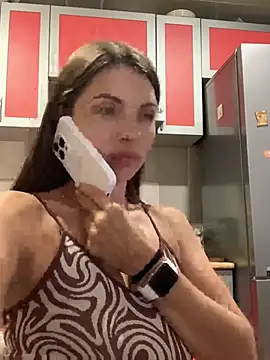 SeducingYoghourt live cam on StripChat