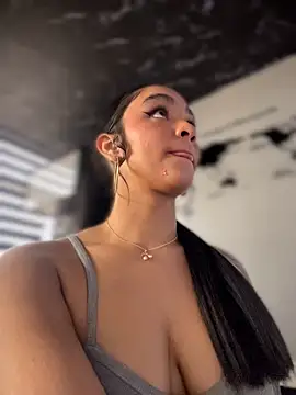 Isabella-Teen webcam