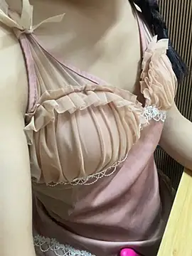 Mina048 live cam on StripChat