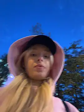PollyDolly
