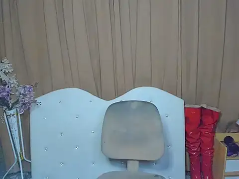 AshantTsiBigCock live cam on StripChat