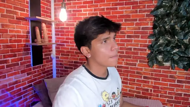 Thiago_Kozak webcam