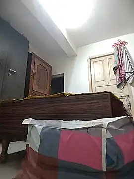 Jyotilakshmi live cam on StripChat