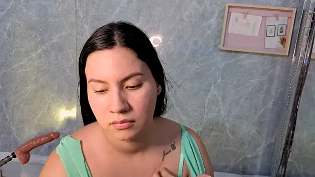 Mia__reys webcam