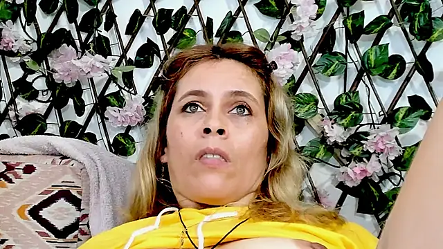 samanthaExsotic webcam