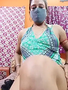 Hotpuja25 webcam