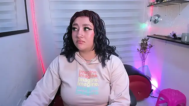 Emily_Jonesh webcam