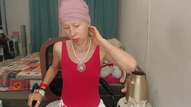 LuxuryNika webcam