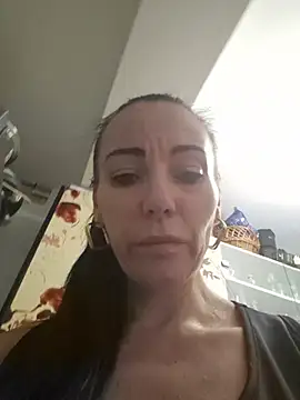 milflovelyxxx webcam