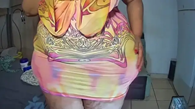 BustyThickyAss webcam