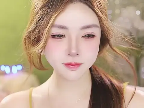 Qiaoqiao__ webcam