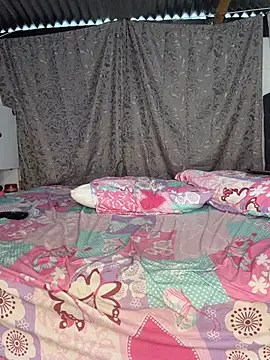 Soe_Lara webcam