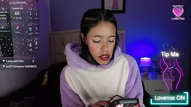 stephania_t webcam