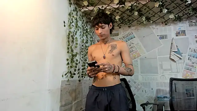 Bastian_boyshot77 webcam