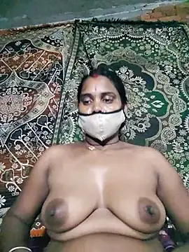 Soniya-Love-143 webcam