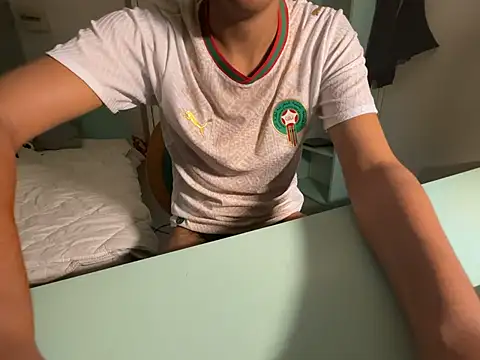 Rebeu_77 webcam