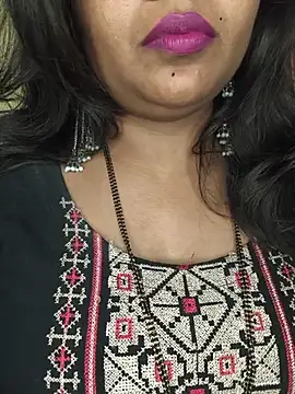 ur_love_kannada1 webcam