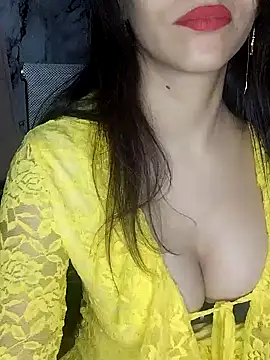 lovelyrosewifey webcam