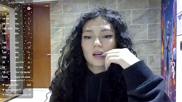 Diamond_Curls webcam